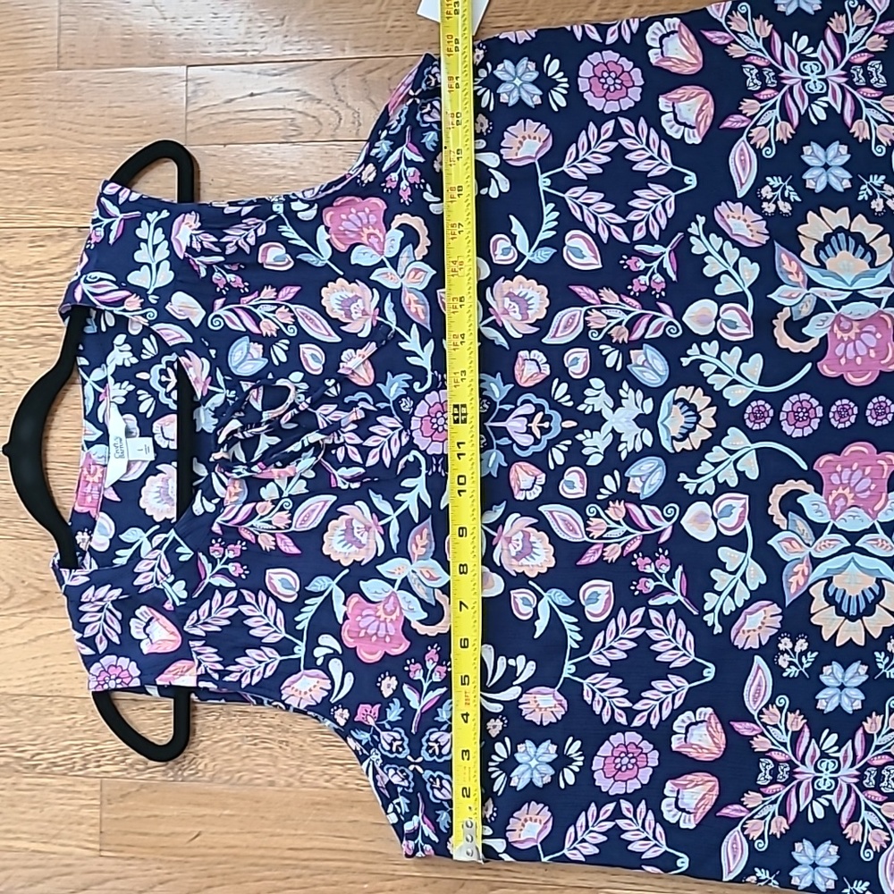 CROFT AND BARROW WOMENS BLUE AND PINK FLORAL SLEEVELESS SUMMER TOP SIZE LARGE - Picture 11 of 15